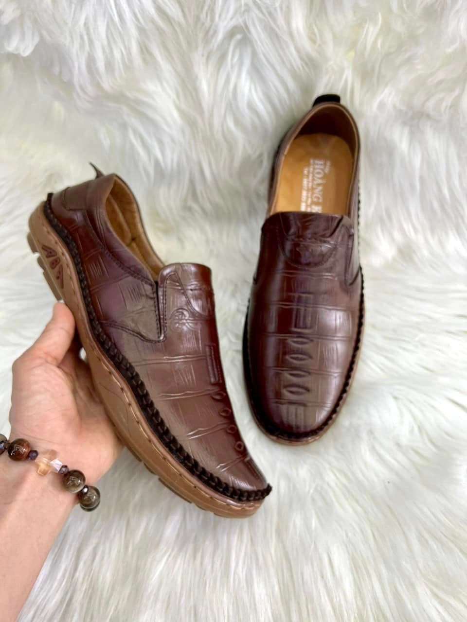 Giày Loafer Da Bóng Phối Họa Tiết Cá Sấu Nâu